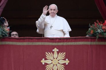 Le Vatican applaudit la destruction du droit à l’avortement aux Etats-Unis et annonce une nouvelle offensive anti-avortement
